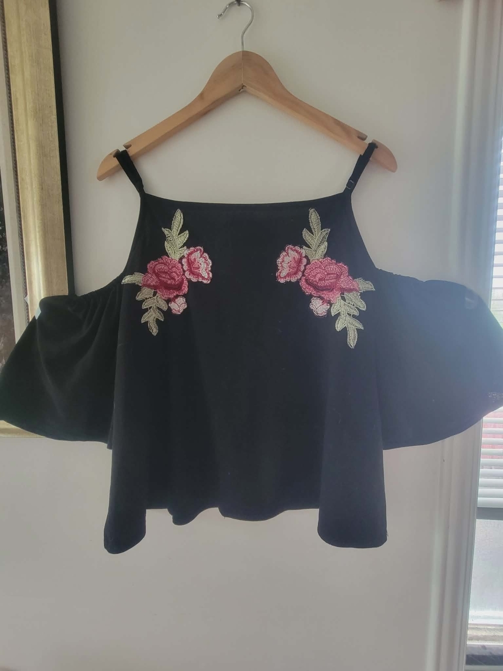 Streetwear Society Black Cold-Shoulder Crop Top with Pink Floral Embroidery